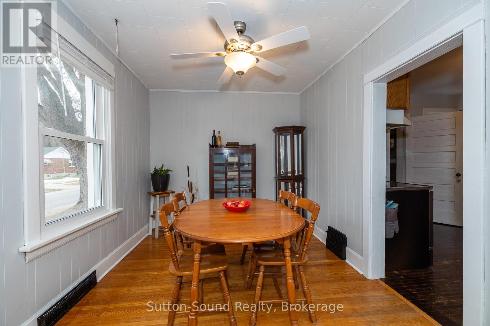1204 3rd A Avenue W, Owen Sound, Ontario  N4K 4T7 - Photo 14 - X12030806