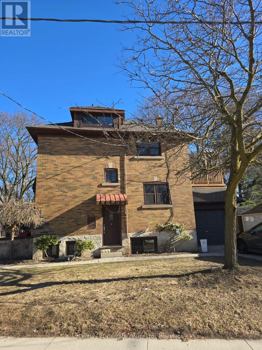 Property at 165 MARGARET AVENUE image 3