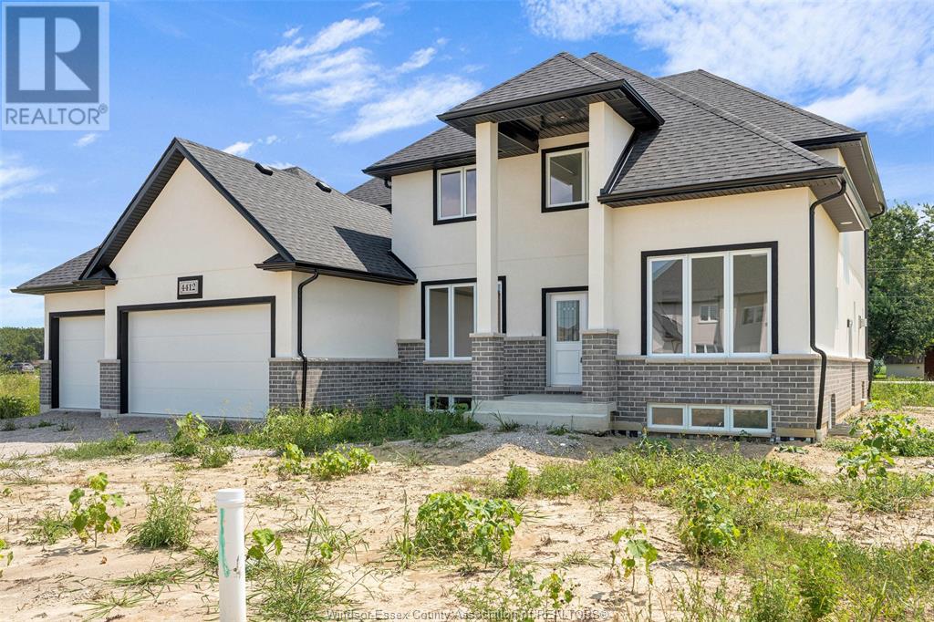 Property at 2568 MAYFAIR image 3