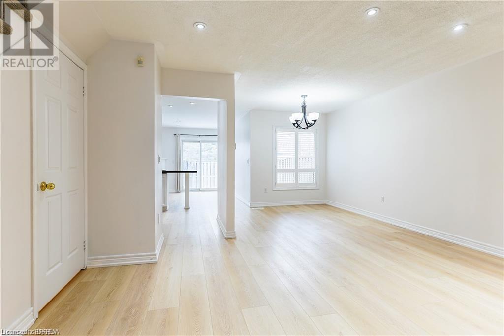 Property at 2871 DARIEN Road Unit# 38 image 4