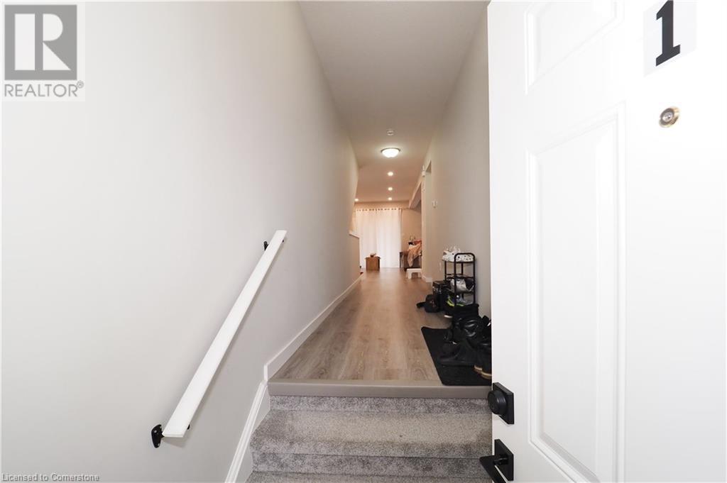 Property at 35 BELMONT Avenue W image 4