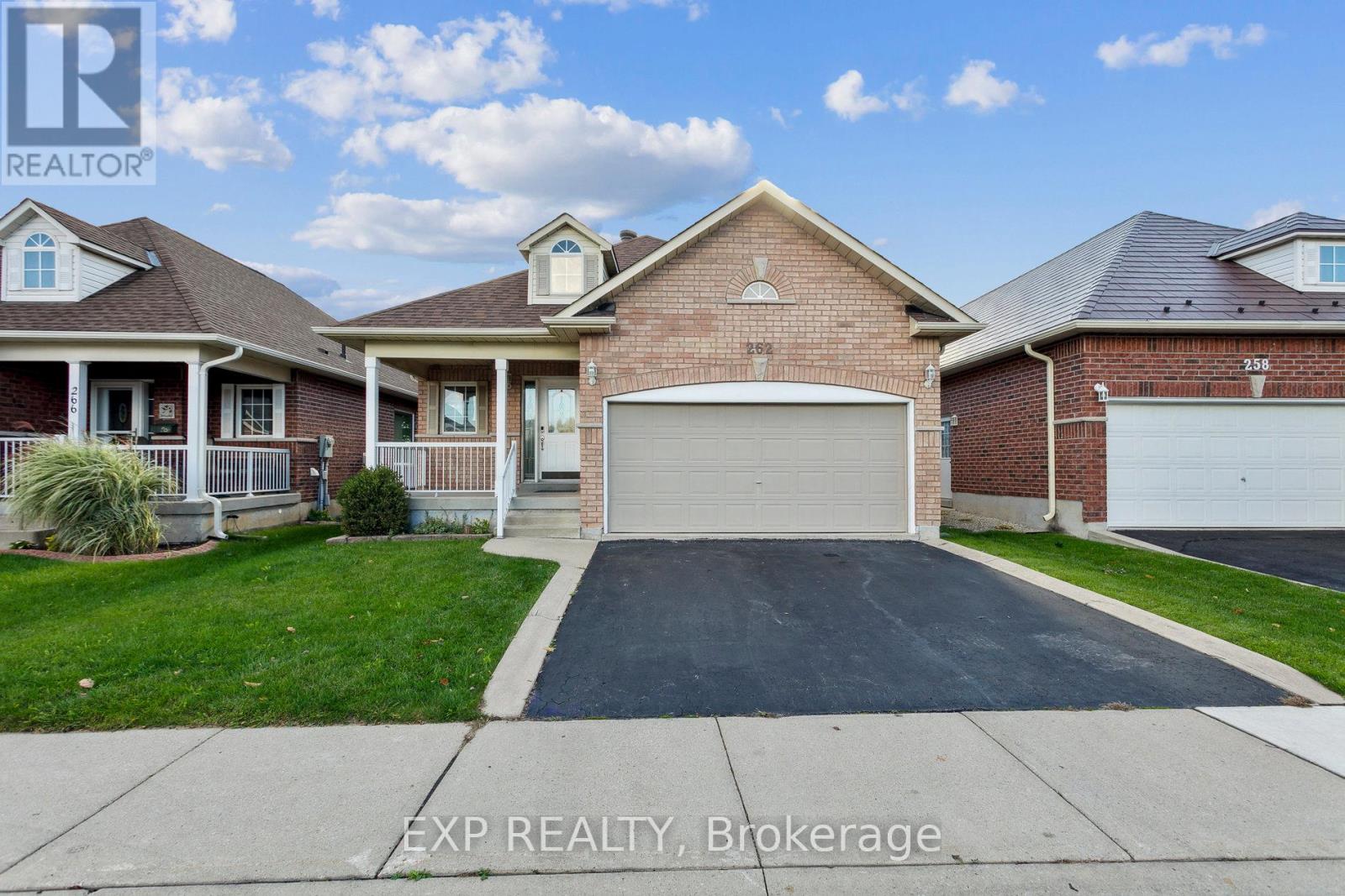 262 CENTENNIAL FOREST DRIVE, Milton, Ontario