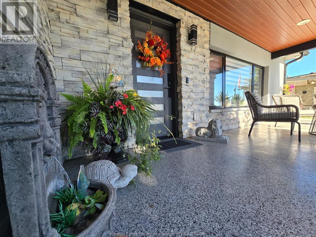 Property at 643 POINT PELEE DRIVE image 5