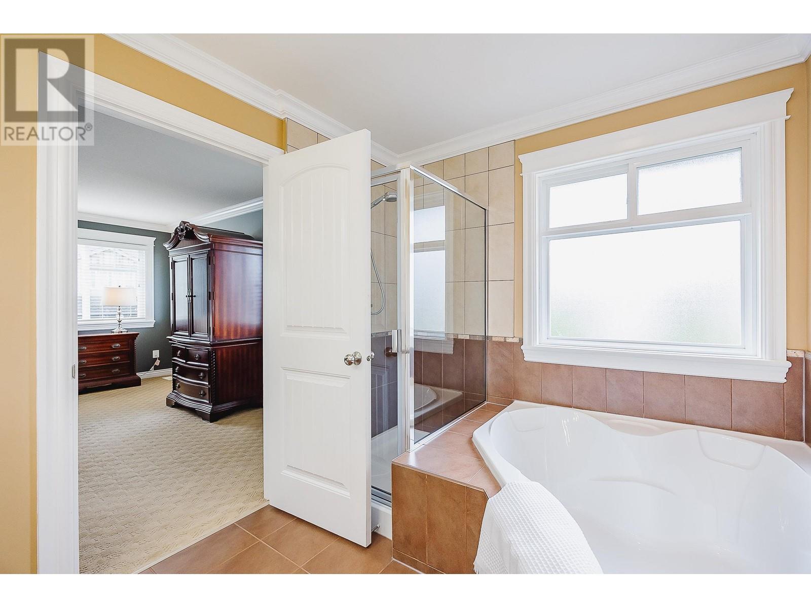 24732 104 Avenue, Maple Ridge, British Columbia  V2W 0B1 - Photo 22 - R2979243
