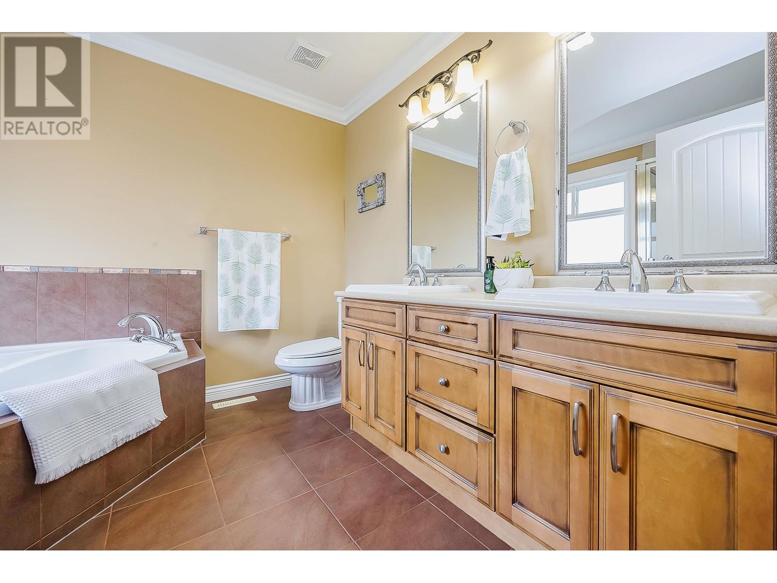 24732 104 Avenue, Maple Ridge, British Columbia  V2W 0B1 - Photo 21 - R2979243