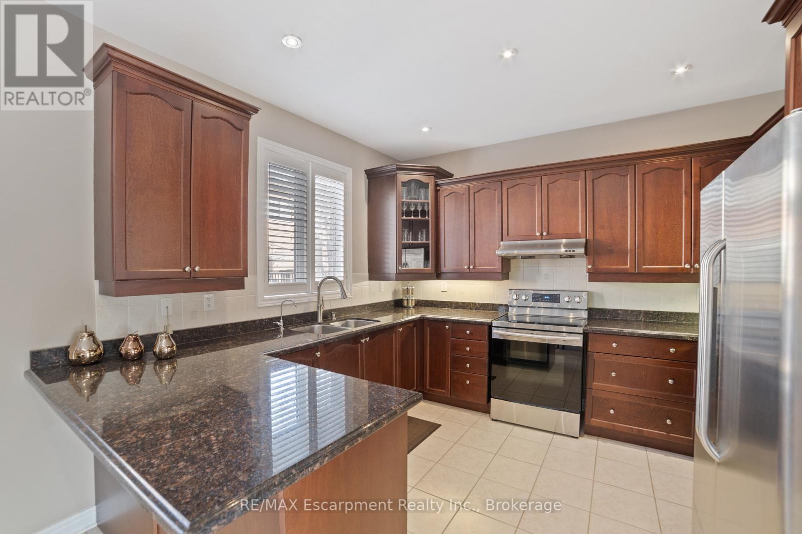 18 Cooperage Street, Brampton, Ontario  L6Y 5J2 - Photo 14 - W12031017