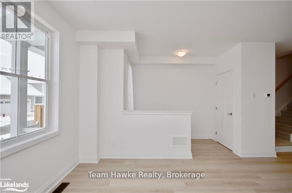 22 Allison Lane, Midland, Ontario  L4R 0H2 - Photo 5 - S12031028