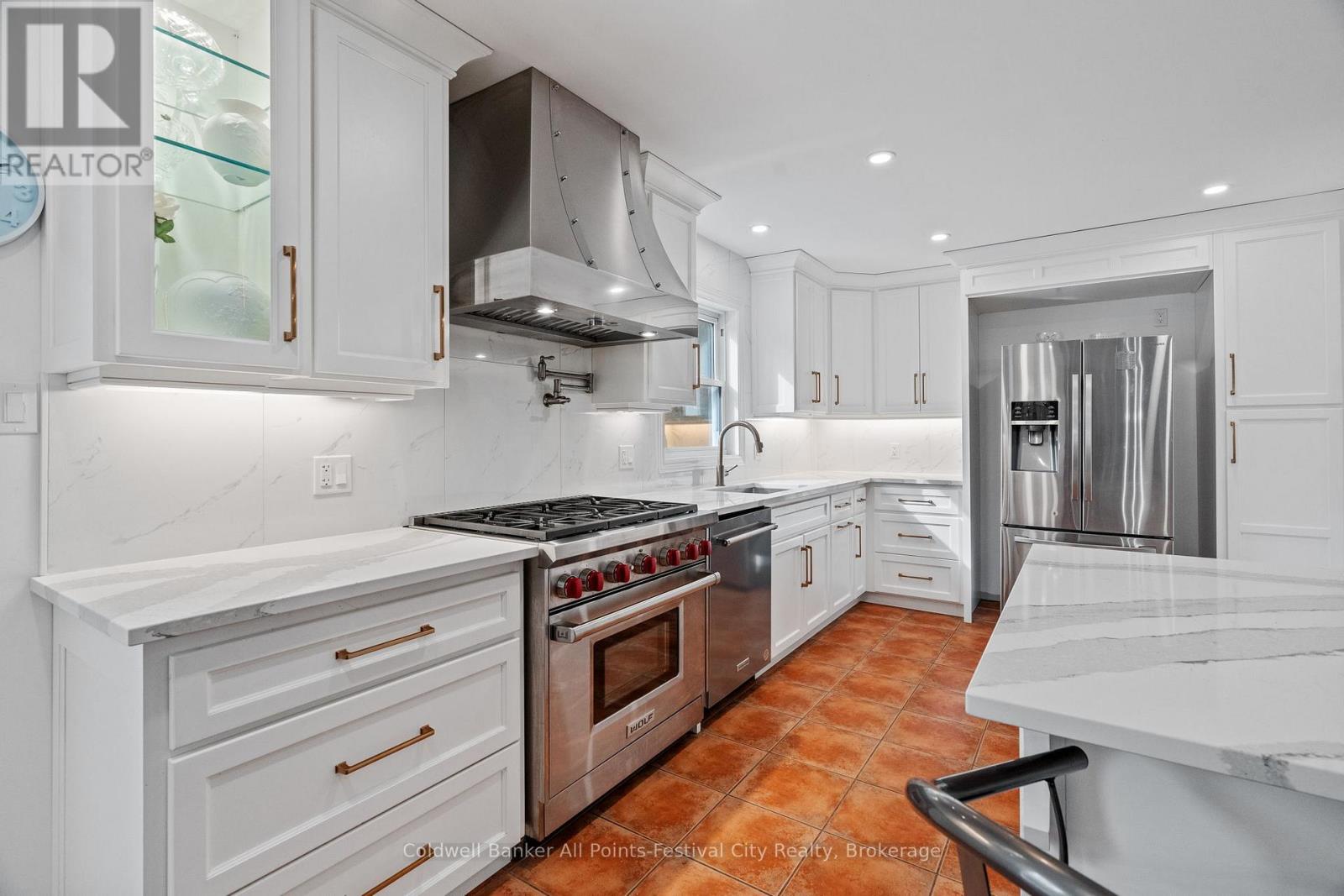 25 George Street, Bluewater, Ontario  N0M 1G0 - Photo 13 - X12031079