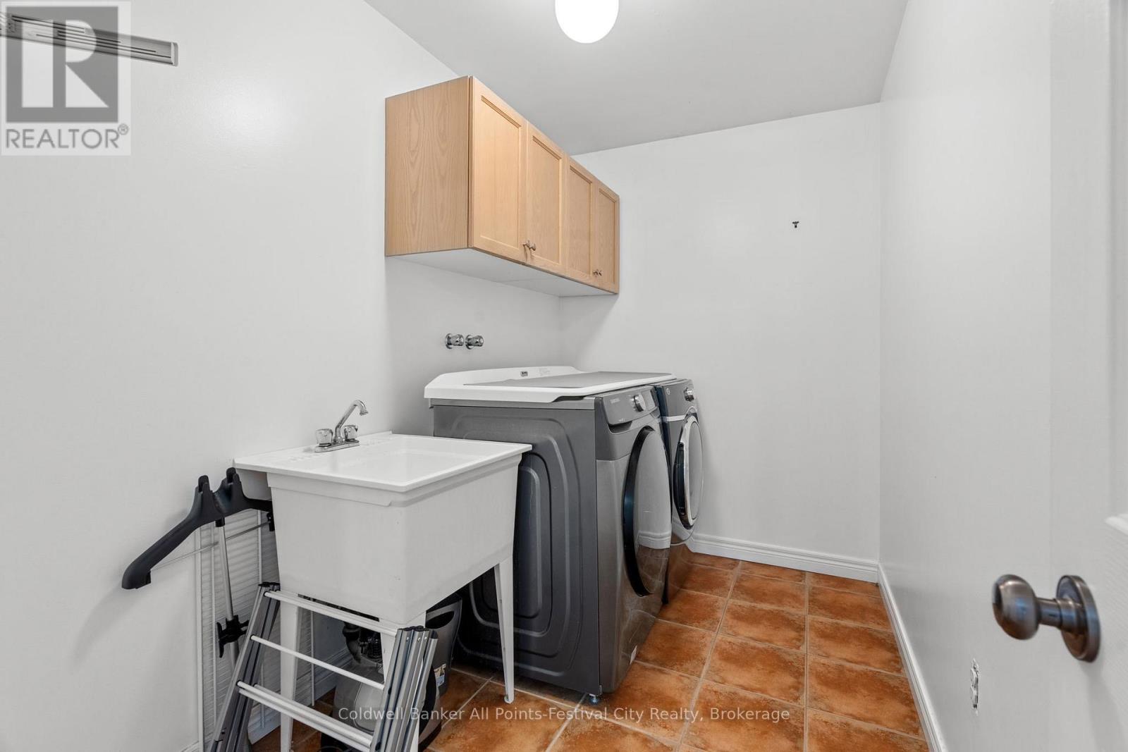 25 George Street, Bluewater, Ontario  N0M 1G0 - Photo 28 - X12031079