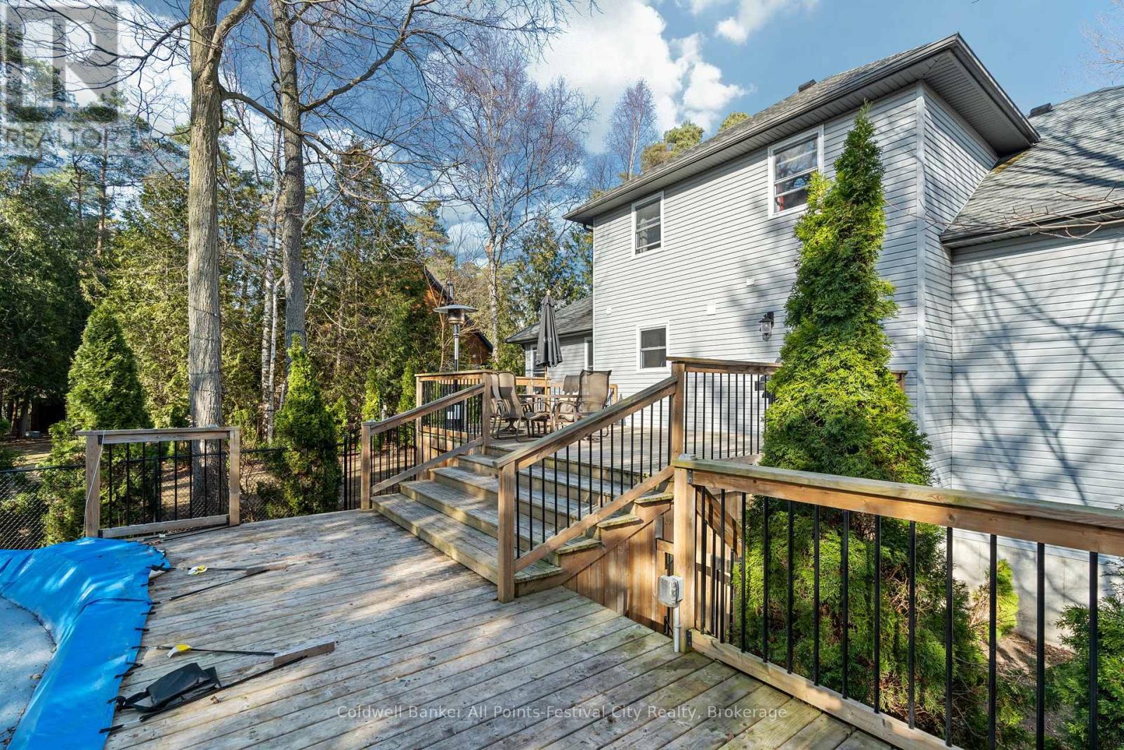 25 George Street, Bluewater, Ontario  N0M 1G0 - Photo 45 - X12031079