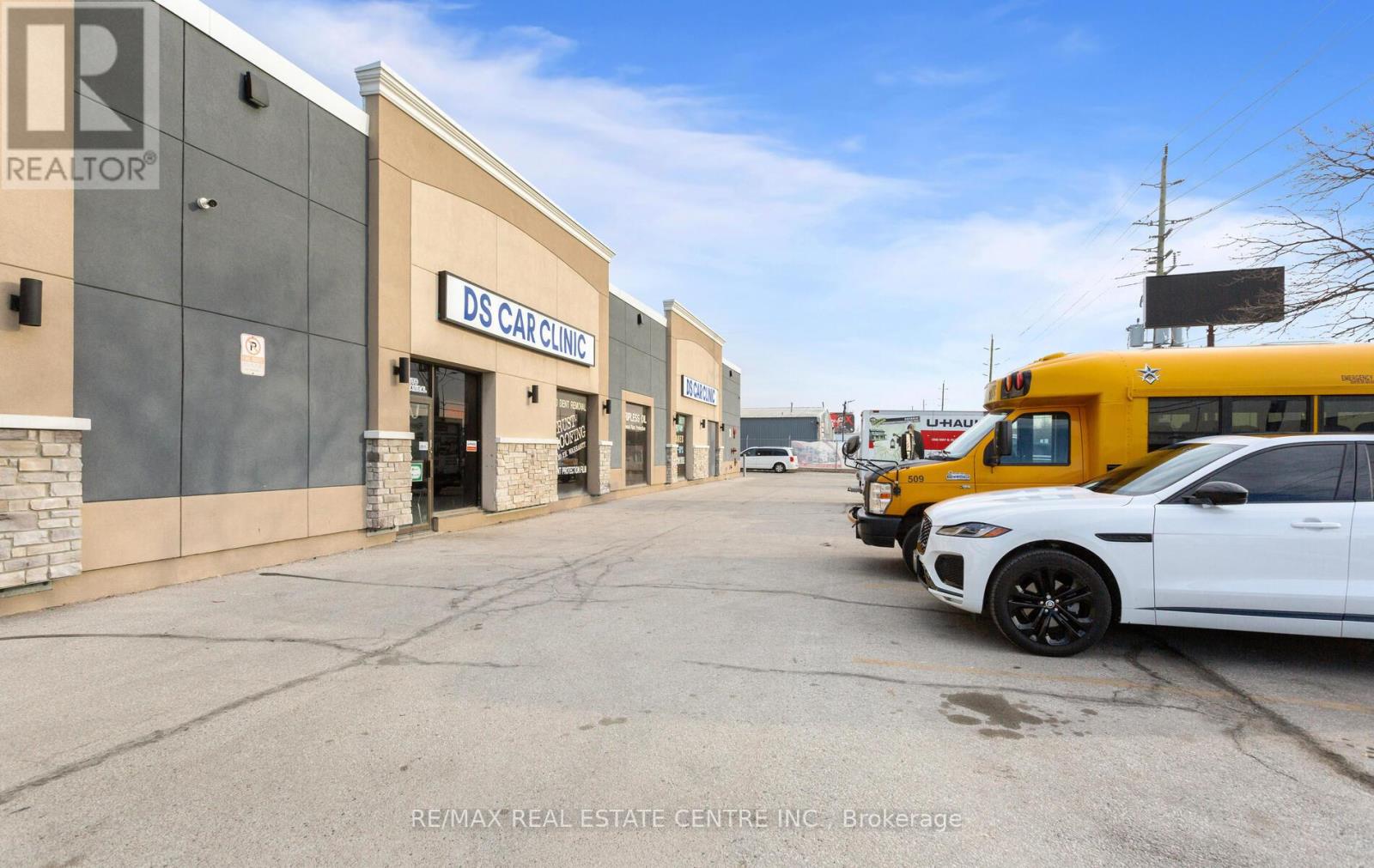 Property at 1 - 1730 STEELES AVENUE E image 3