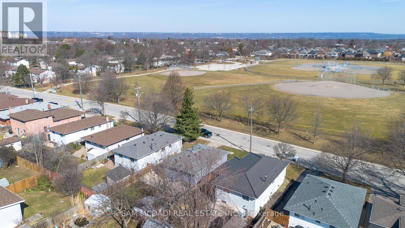 205 Bonaventure Drive, Hamilton, Ontario  L9C 4R1 - Photo 1 - X12030914