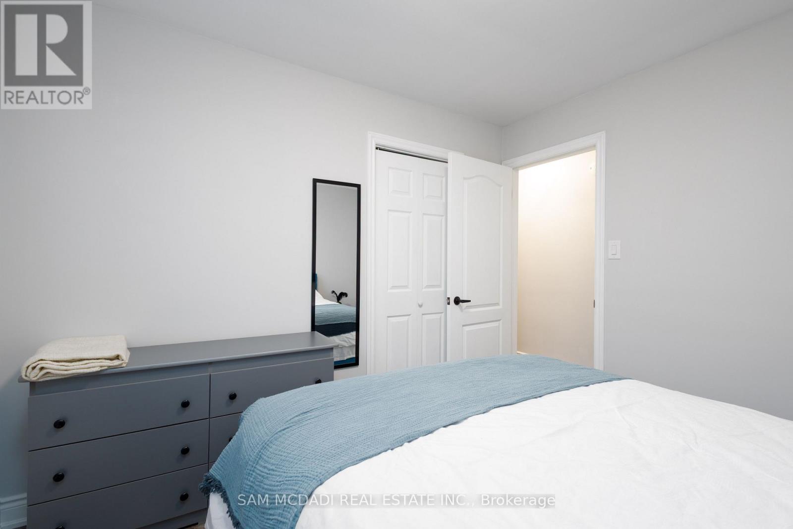 205 Bonaventure Drive, Hamilton, Ontario  L9C 4R1 - Photo 17 - X12030914