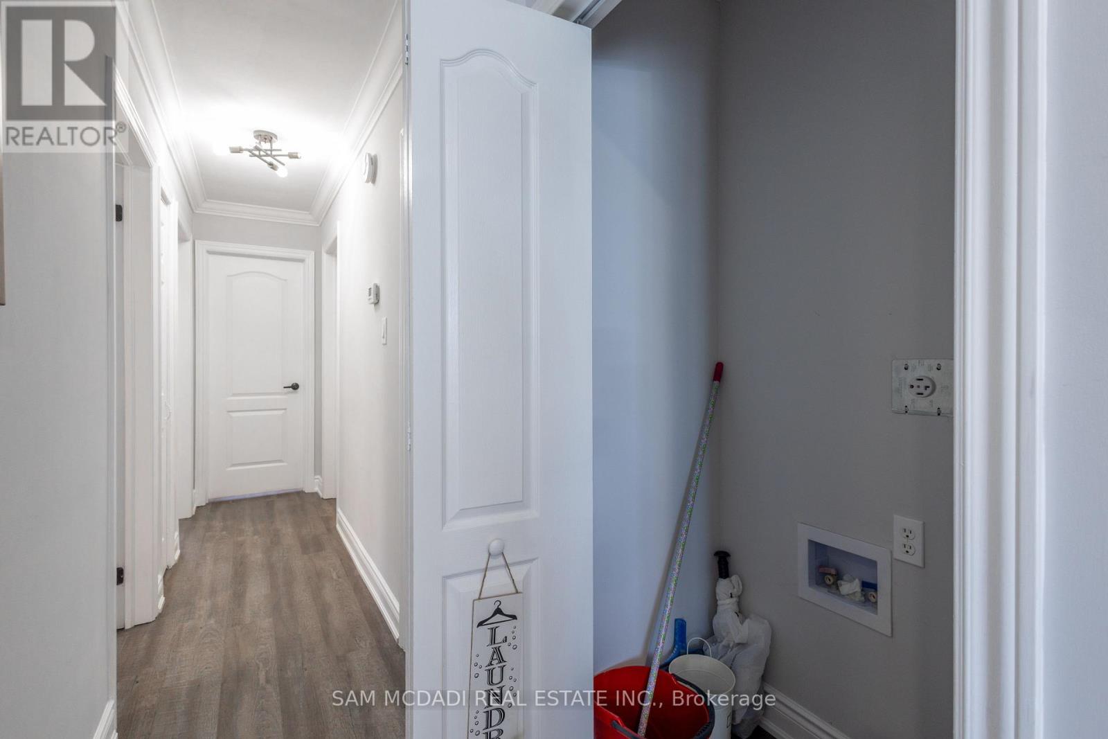 205 Bonaventure Drive, Hamilton, Ontario  L9C 4R1 - Photo 23 - X12030914