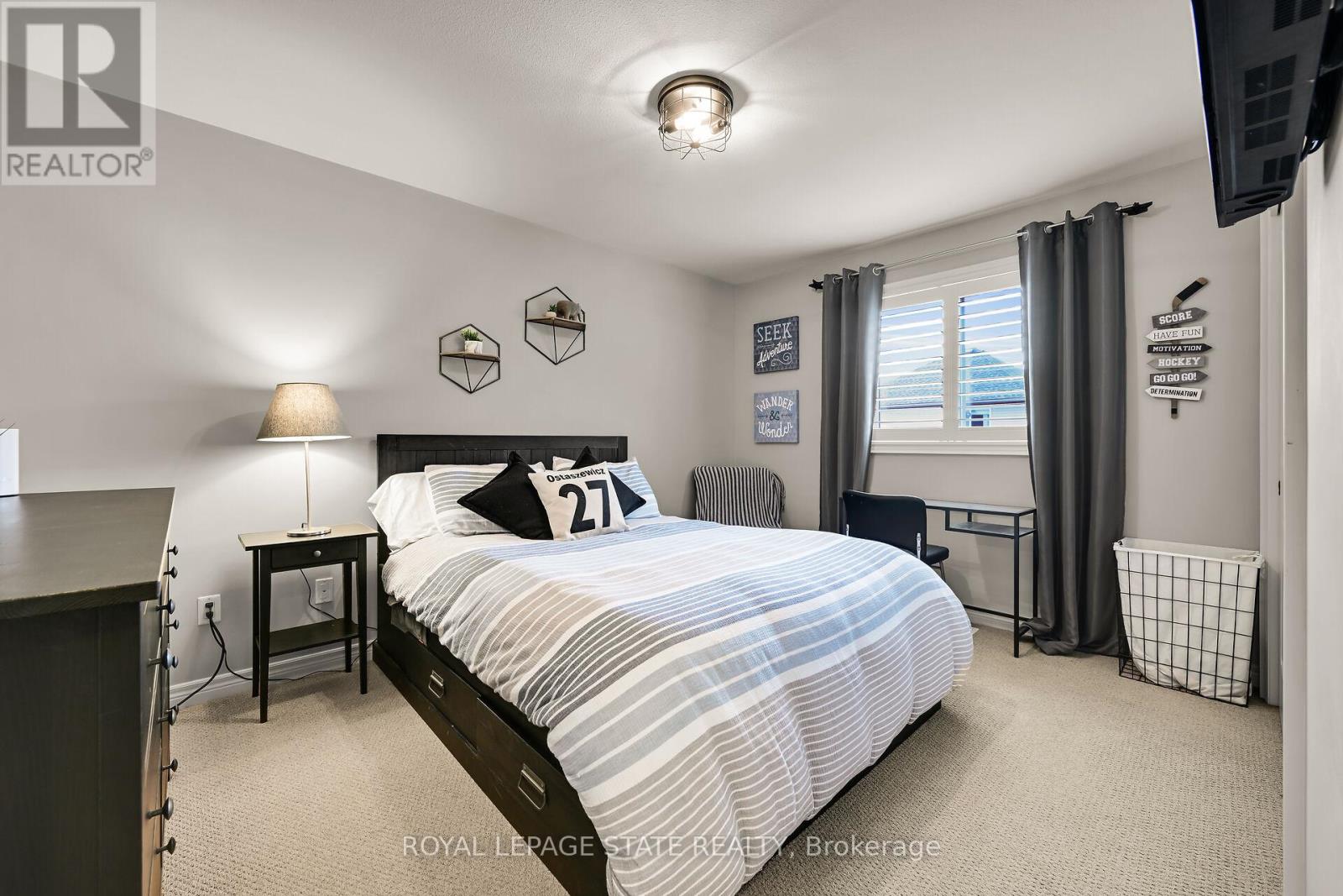2 Hewitt Drive, Grimsby, Ontario  L3M 0A4 - Photo 37 - X12030965