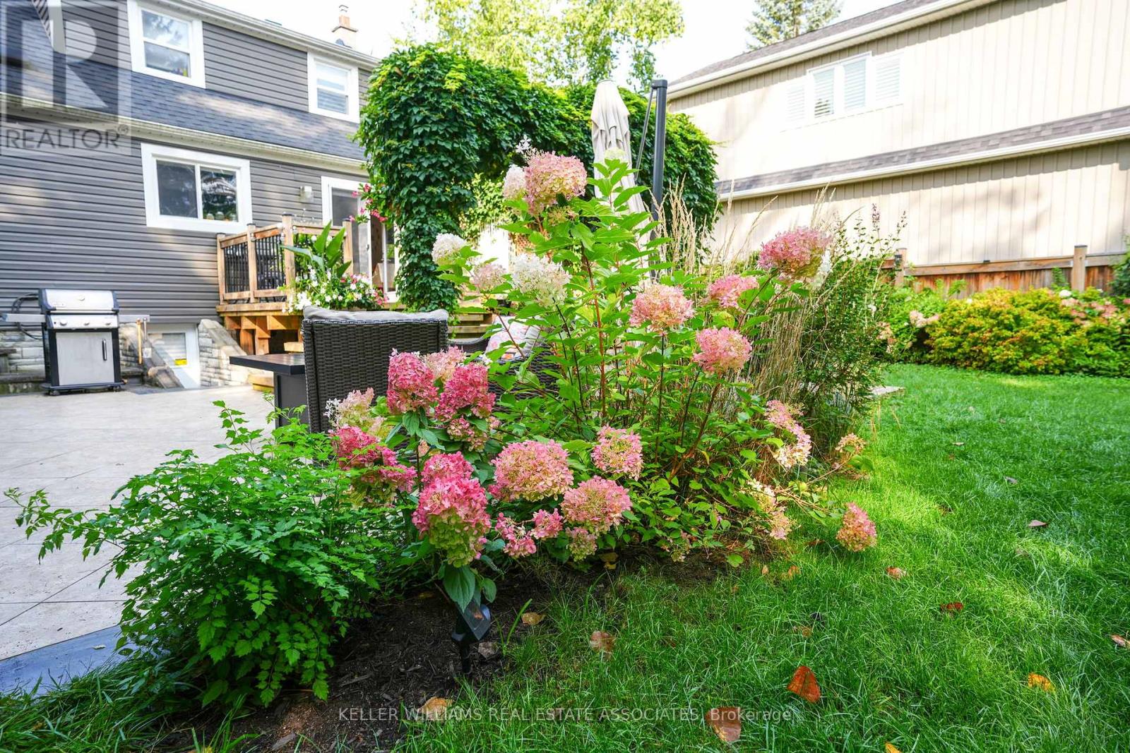 19 Union Street, Halton Hills, Ontario  L7G 3M1 - Photo 36 - W12031048