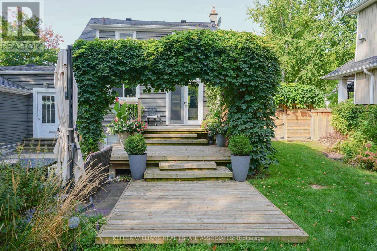 19 Union Street, Halton Hills, Ontario  L7G 3M1 - Photo 38 - W12031048