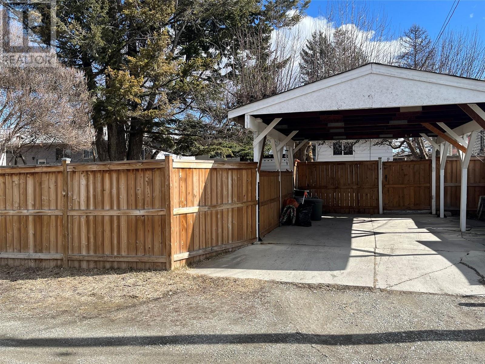 1019 4th Avenue, Cranbrook, British Columbia  V1C 2E7 - Photo 30 - 10339615
