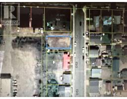 11 Fifth ST, Balmertown, Ontario