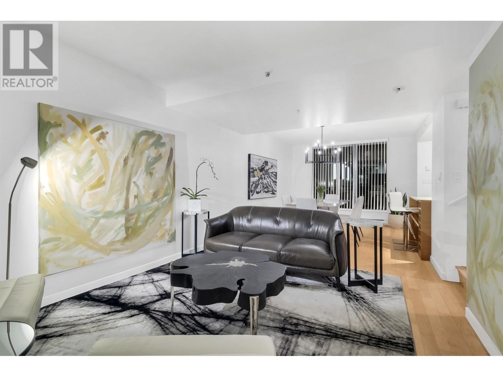 973 Mainland Street, Vancouver, British Columbia  V6B 1S3 - Photo 2 - R2980192