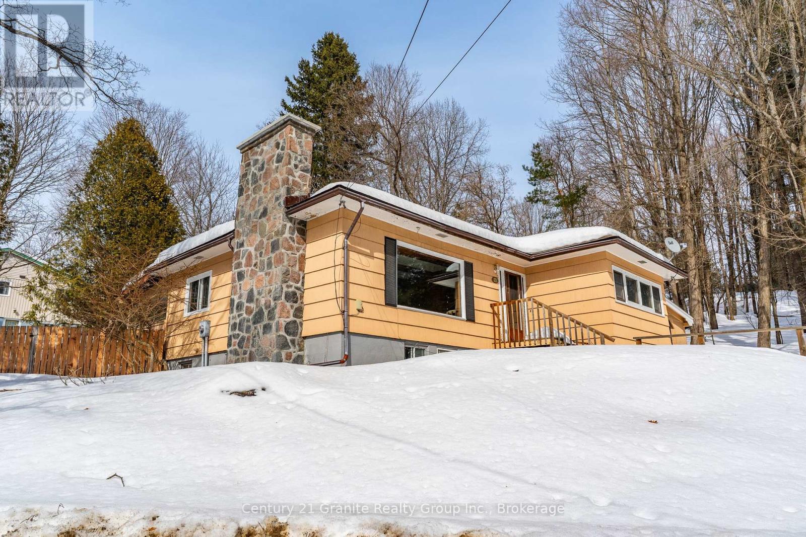 23 RIVERSIDE DRIVE, Dysart et al, Ontario