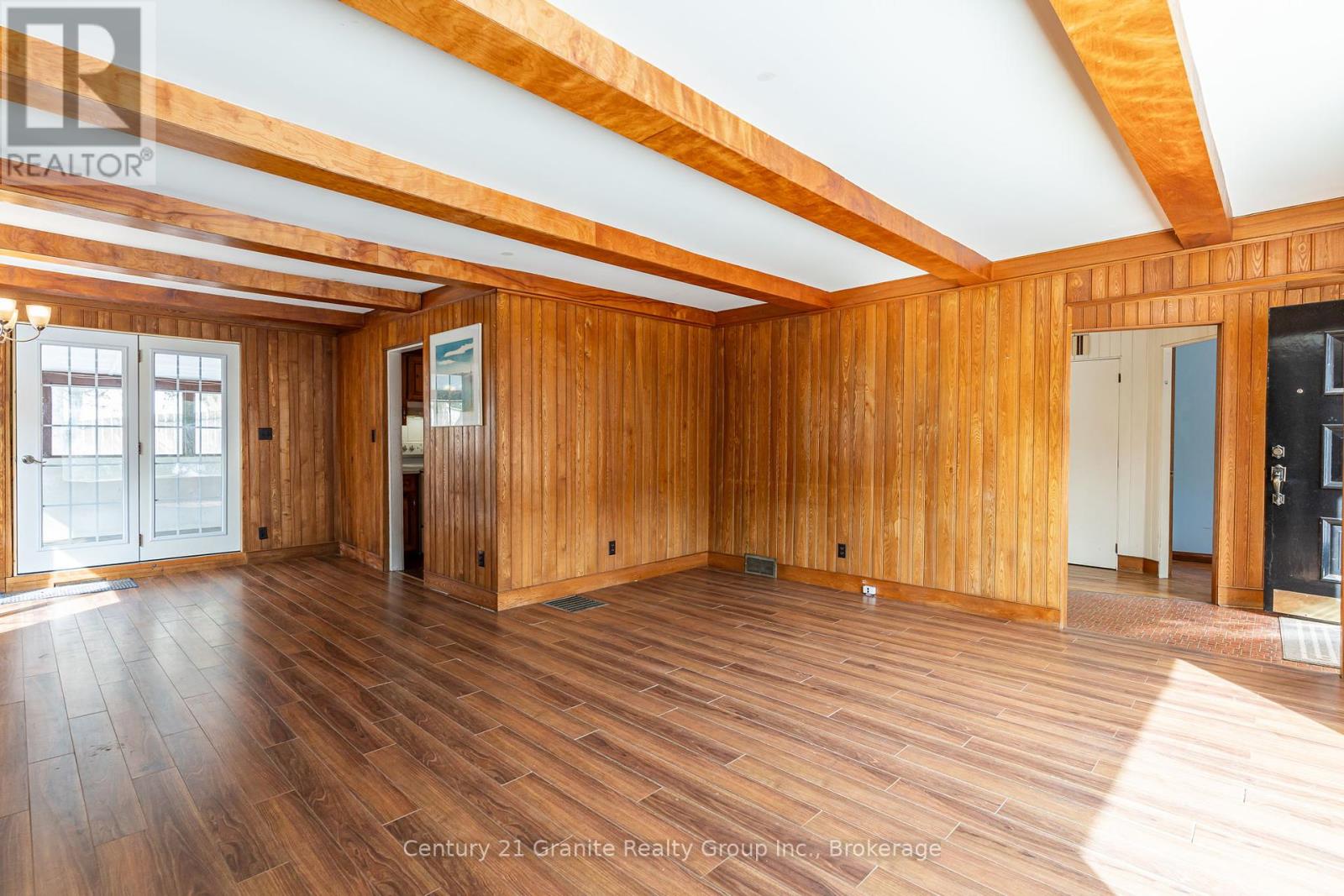 23 Riverside Drive, Dysart Et Al, Ontario  K0M 1S0 - Photo 8 - X12031137