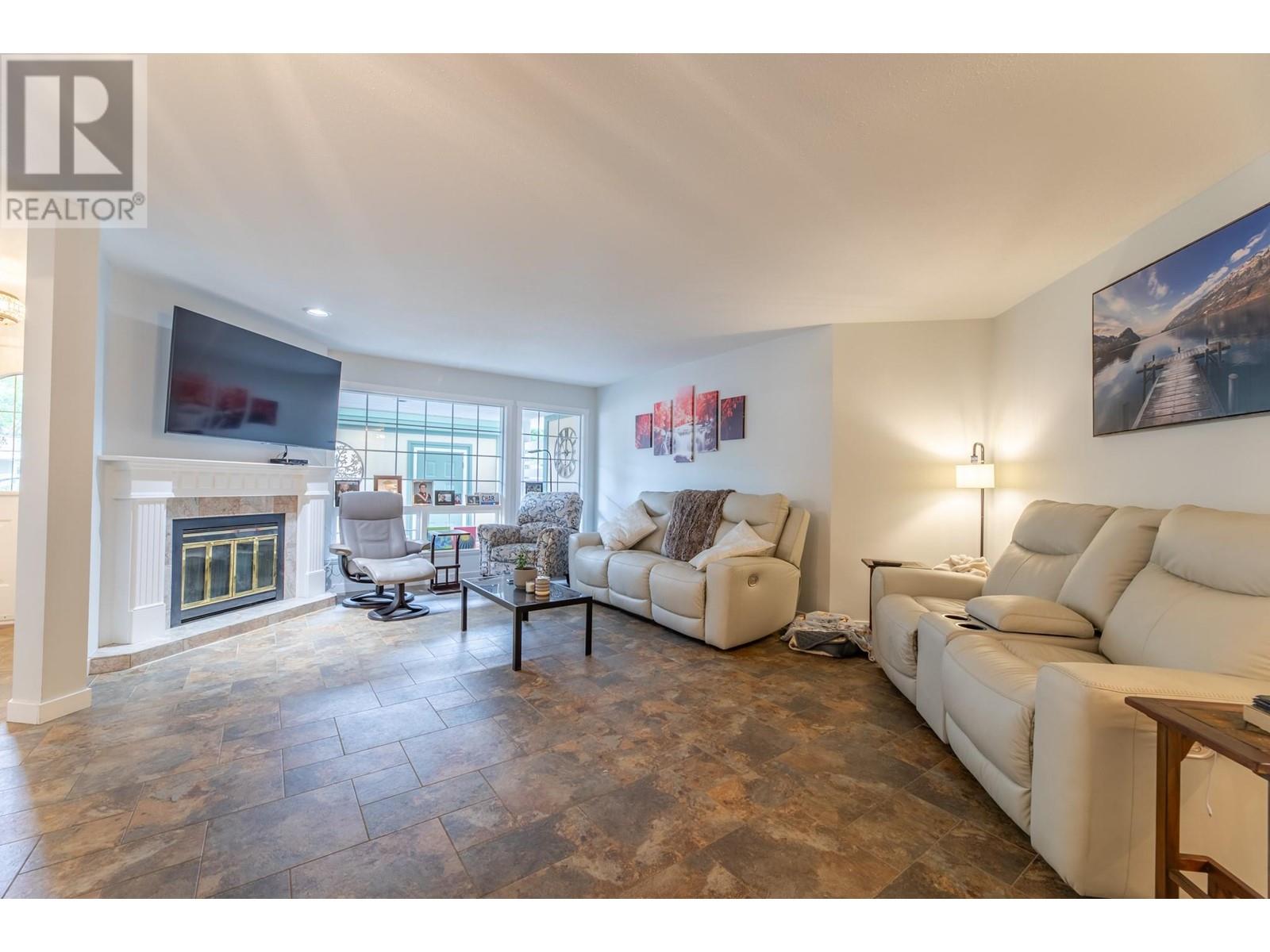 Property at 805 Comox Street Unit# 143 image 4