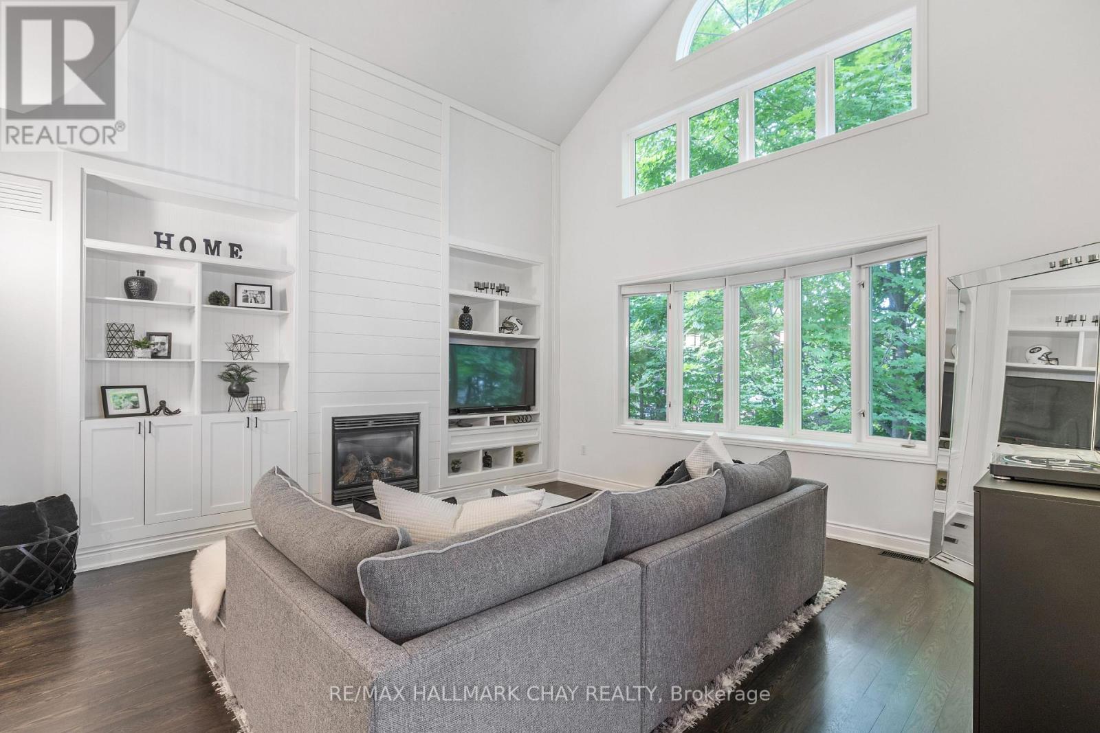 14 Oakmont Avenue, Oro-Medonte, Ontario  L0L 2L0 - Photo 14 - S12031151