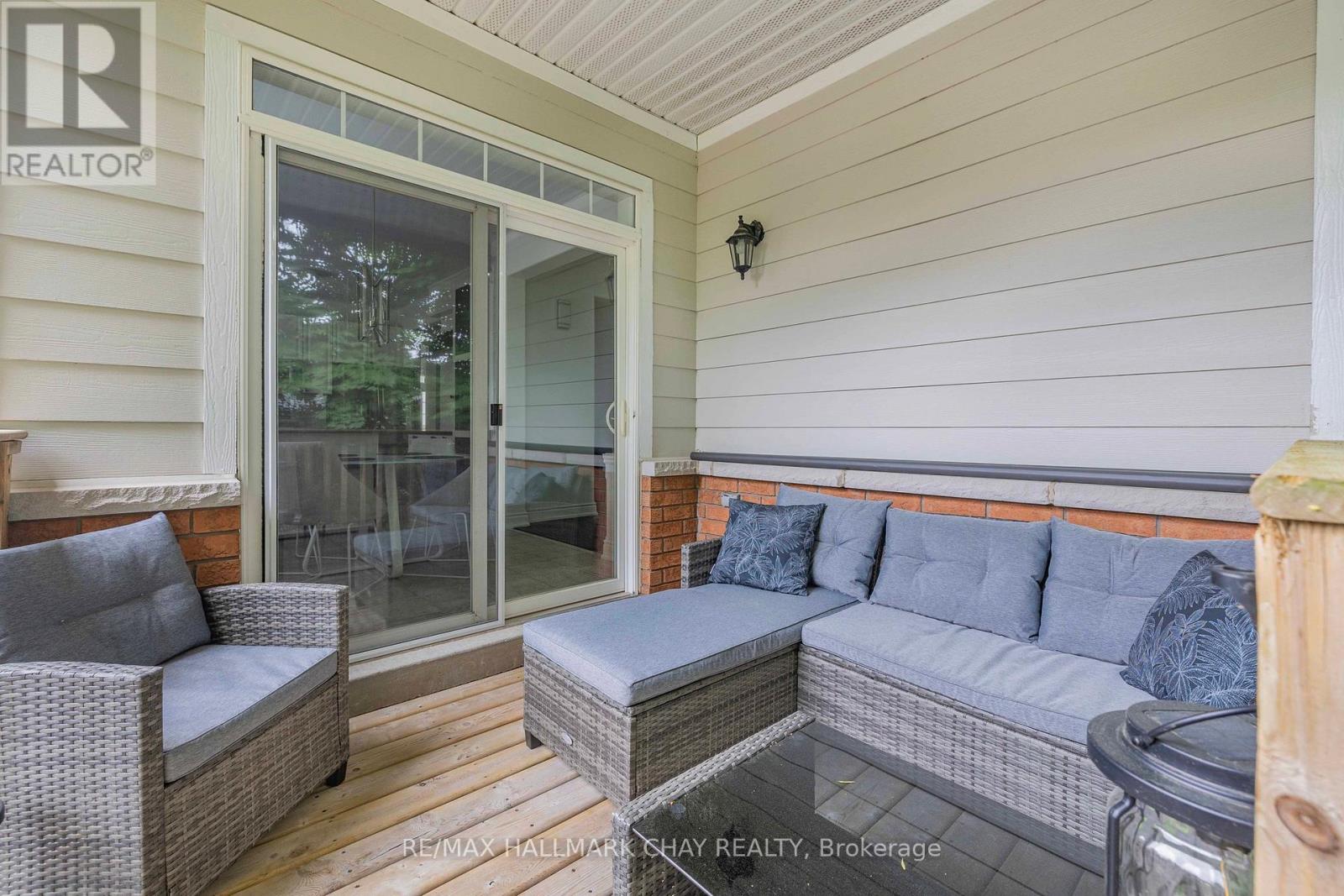 14 Oakmont Avenue, Oro-Medonte, Ontario  L0L 2L0 - Photo 41 - S12031151
