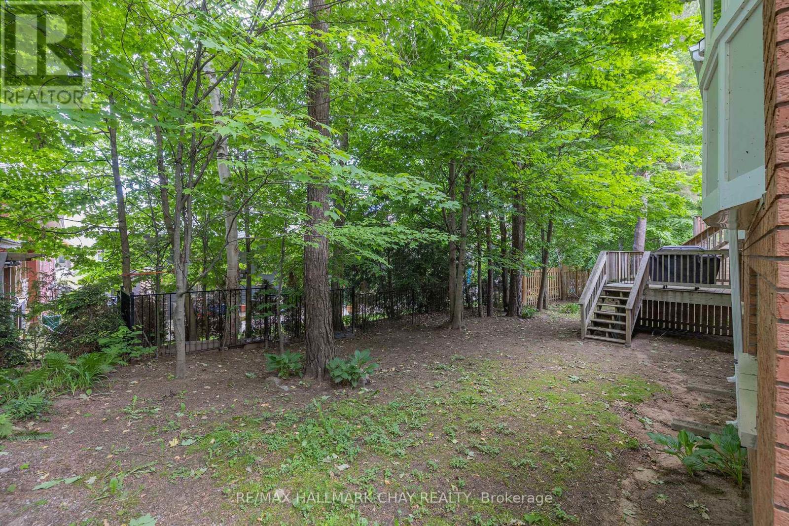 14 Oakmont Avenue, Oro-Medonte, Ontario  L0L 2L0 - Photo 43 - S12031151