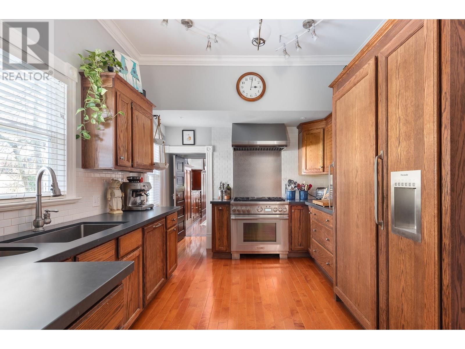 313 Warren Avenue, New Westminster, British Columbia  V3L 1L5 - Photo 23 - R2976345