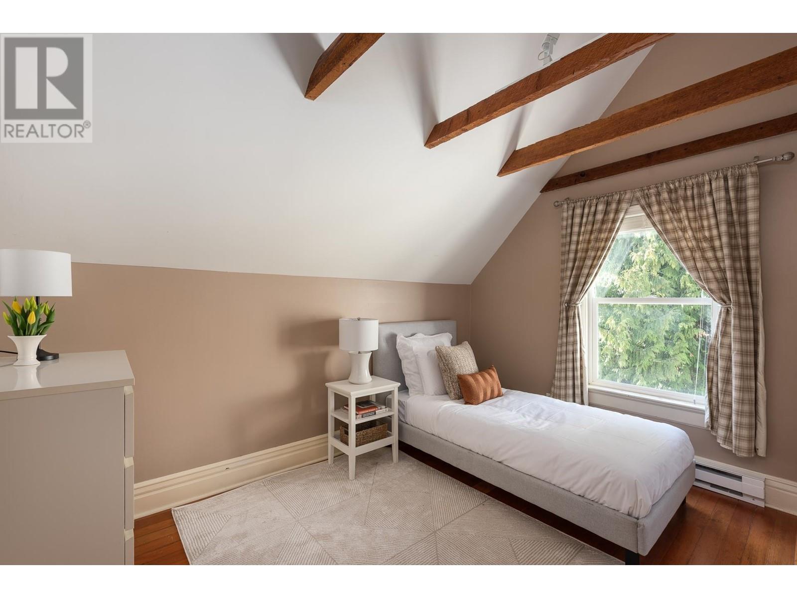 313 Warren Avenue, New Westminster, British Columbia  V3L 1L5 - Photo 32 - R2976345