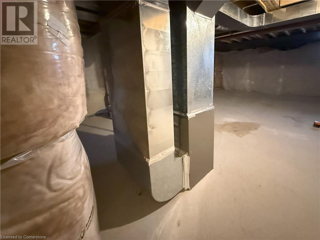 Photo 22 of 34 for 40 Middleton Street