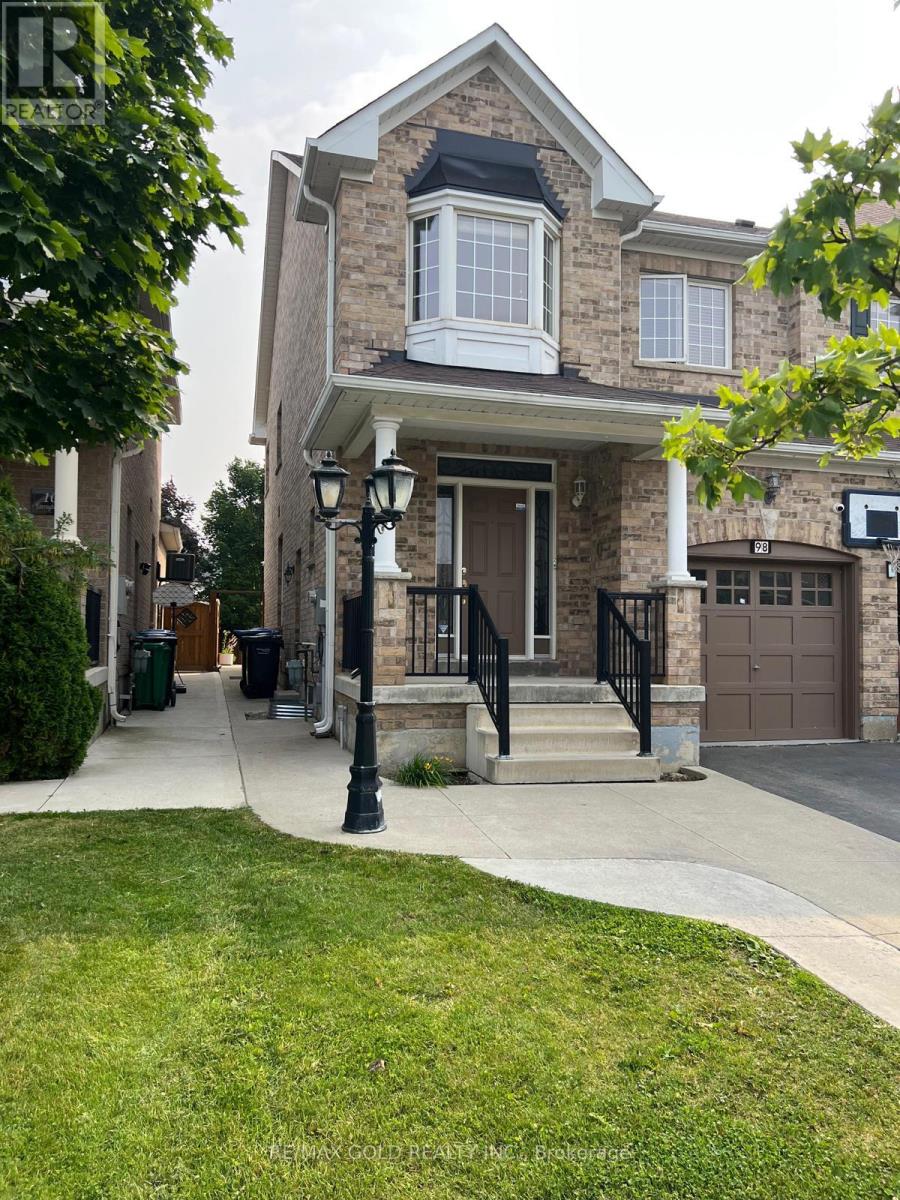 Property at 98 EVERINGHAM CIRCLE image 1