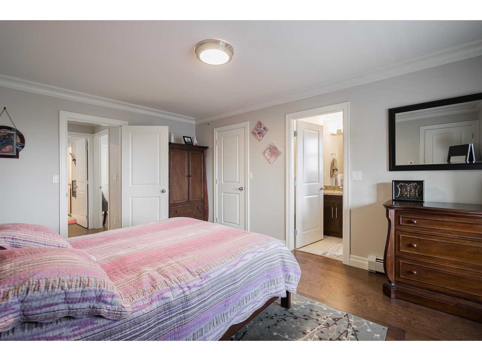 15589 Thrift Avenue, White Rock, British Columbia  V4B 2L8 - Photo 17 - R2978841