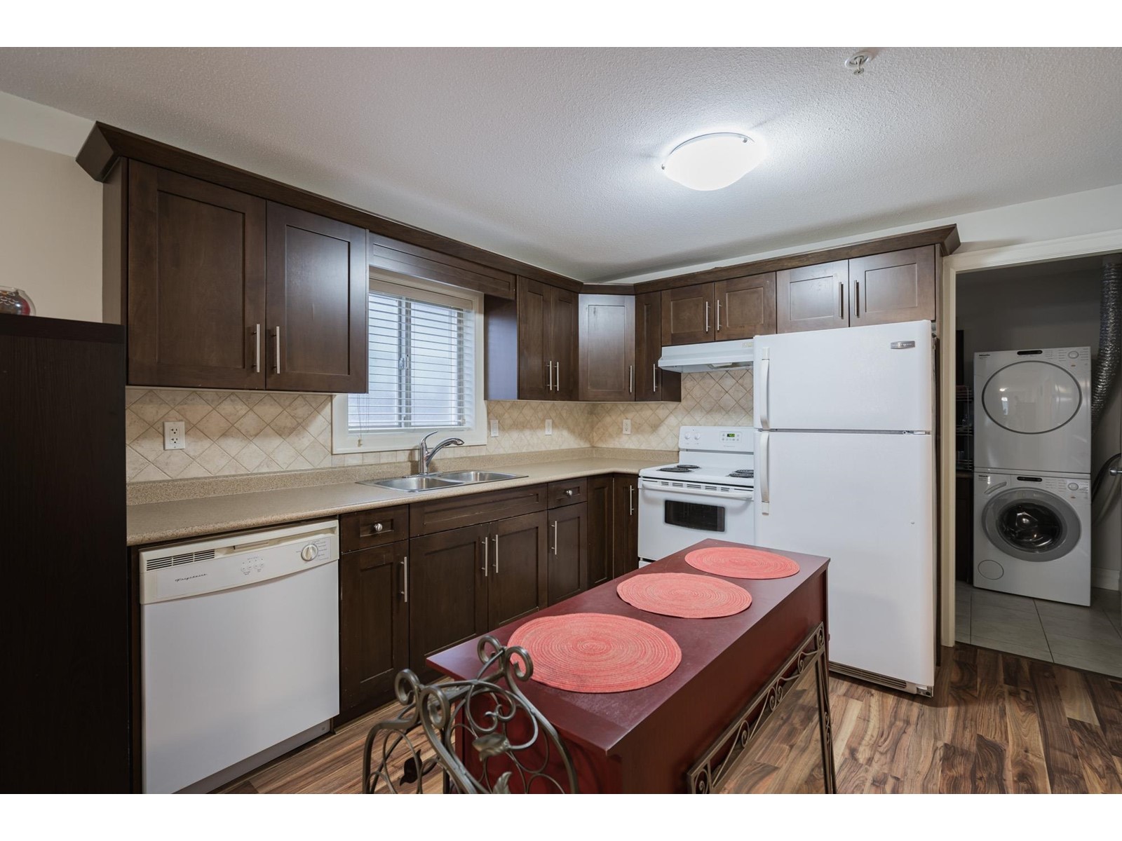 15589 Thrift Avenue, White Rock, British Columbia  V4B 2L8 - Photo 27 - R2978841