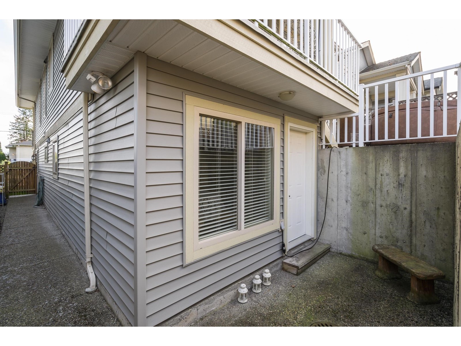 15589 Thrift Avenue, White Rock, British Columbia  V4B 2L8 - Photo 38 - R2978841