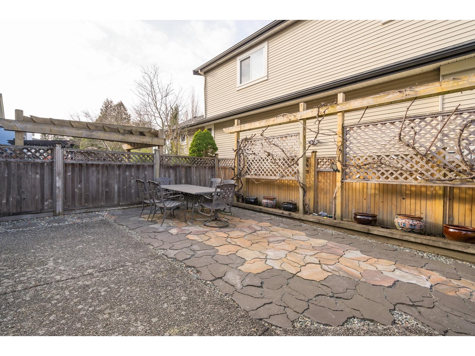 15589 Thrift Avenue, White Rock, British Columbia  V4B 2L8 - Photo 37 - R2978841
