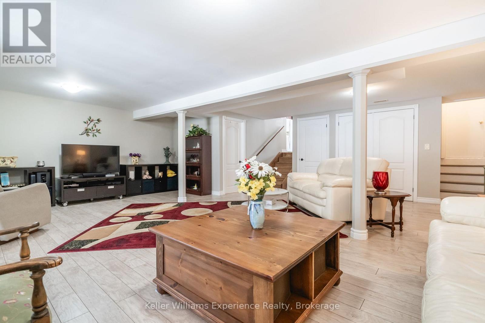 201 Bayfield Avenue, Midland, Ontario  L4R 5J5 - Photo 27 - S12031306