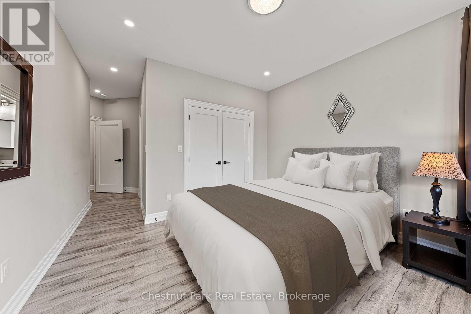 181 Anglo Street, Bracebridge, Ontario  P1L 2H3 - Photo 24 - X12031273