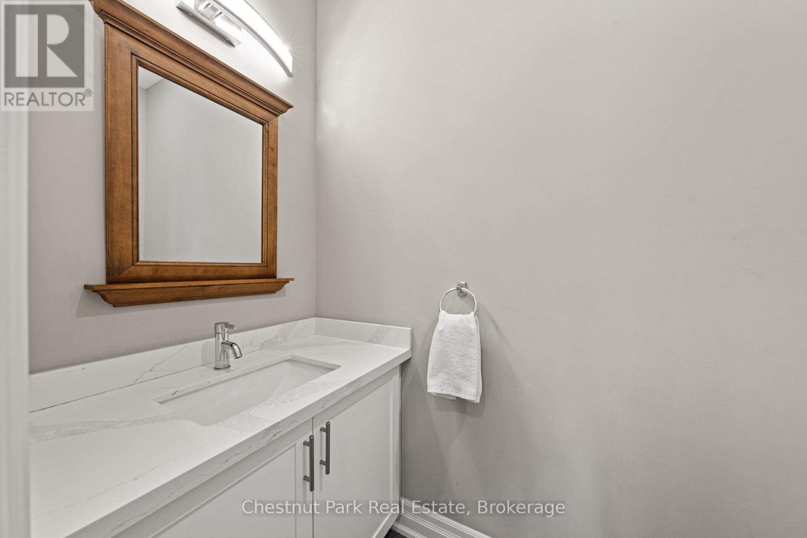 181 Anglo Street, Bracebridge, Ontario  P1L 2H3 - Photo 25 - X12031273