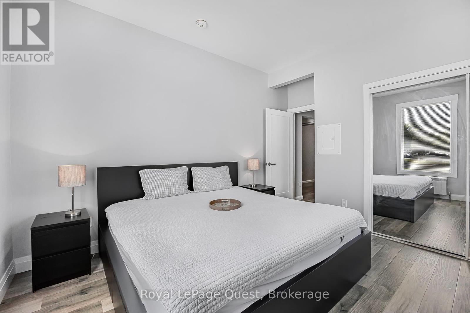 214 Mississaga Street W, Orillia, Ontario  L3V 3B5 - Photo 20 - S12031330