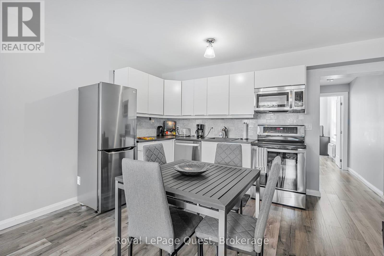 214 Mississaga Street W, Orillia, Ontario  L3V 3B5 - Photo 24 - S12031330