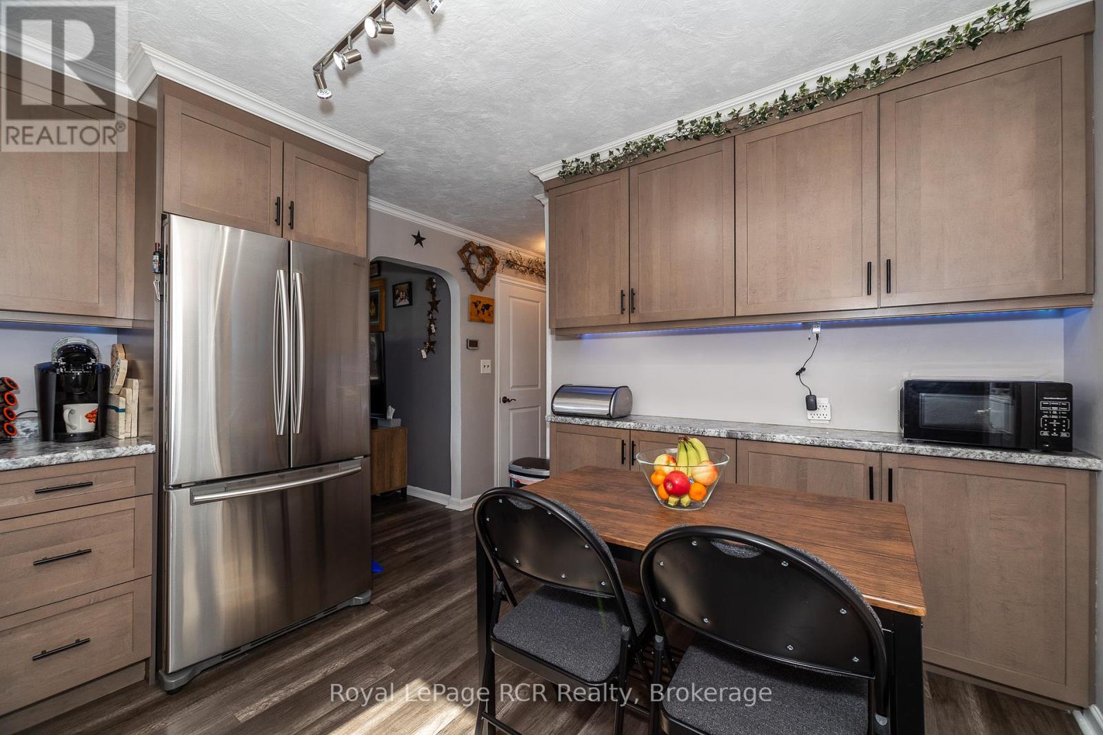 807 7th Avenue E, Owen Sound, Ontario  N4K 2Y4 - Photo 10 - X12031349