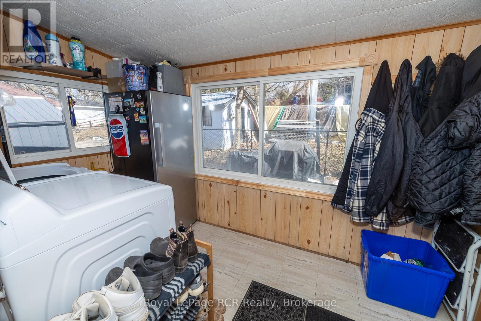 807 7th Avenue E, Owen Sound, Ontario  N4K 2Y4 - Photo 32 - X12031349