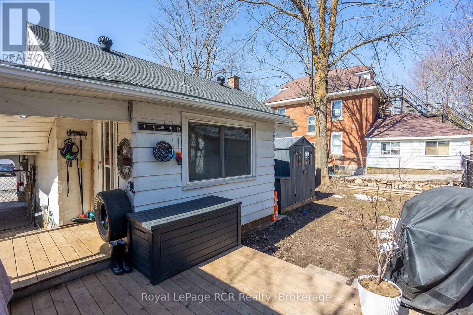 807 7th Avenue E, Owen Sound, Ontario  N4K 2Y4 - Photo 40 - X12031349