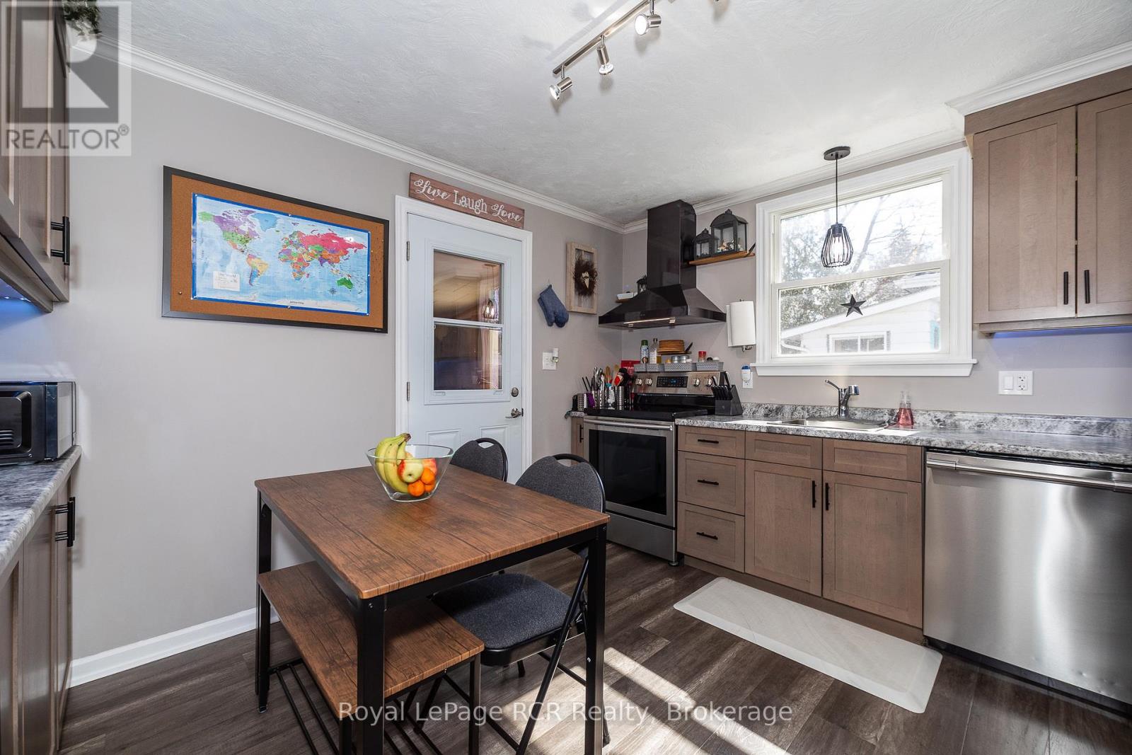 807 7th Avenue E, Owen Sound, Ontario  N4K 2Y4 - Photo 8 - X12031349