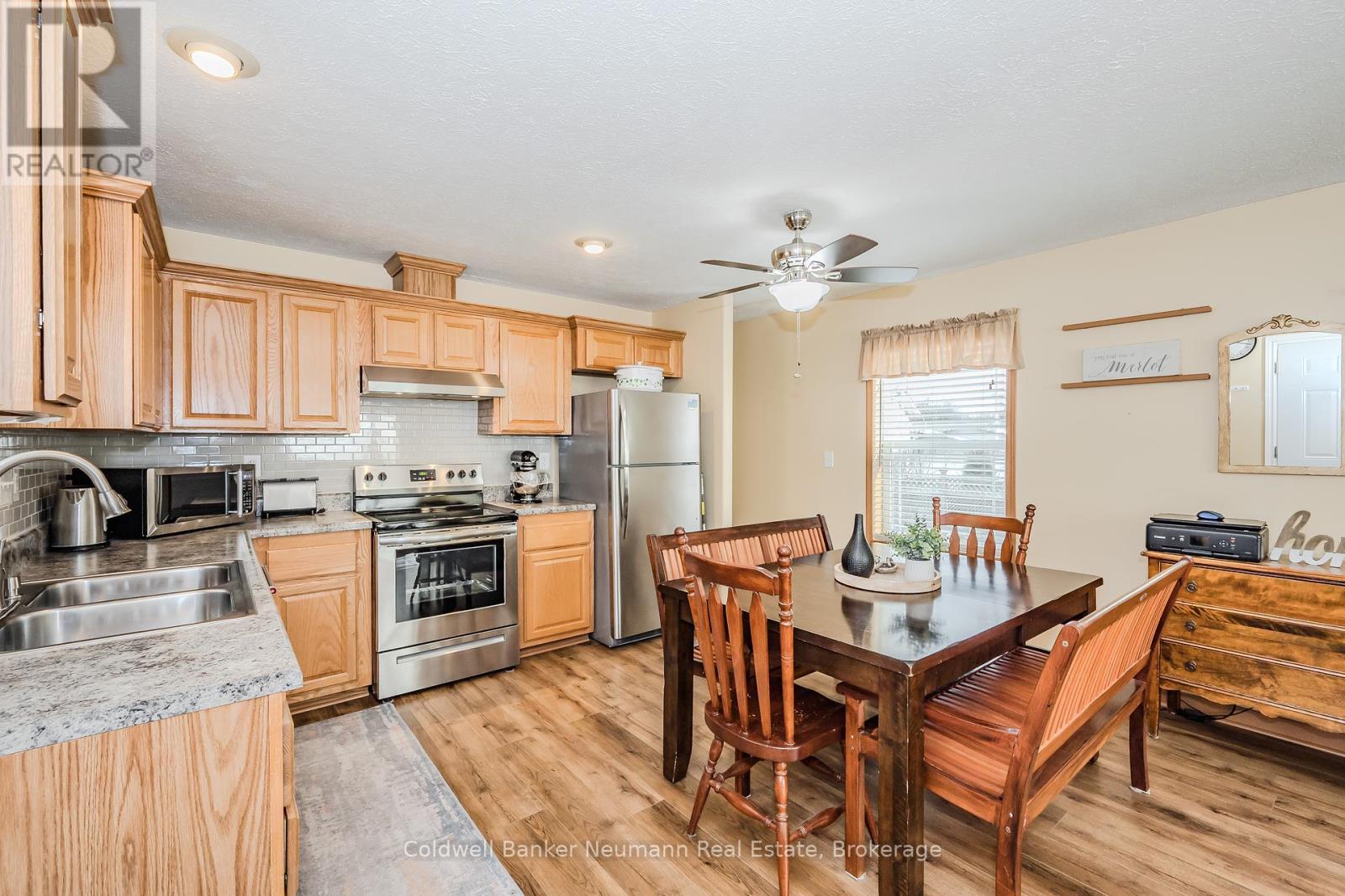 41 Cedarbush Crescent, Puslinch, Ontario  N0B 2J0 - Photo 11 - X12031397
