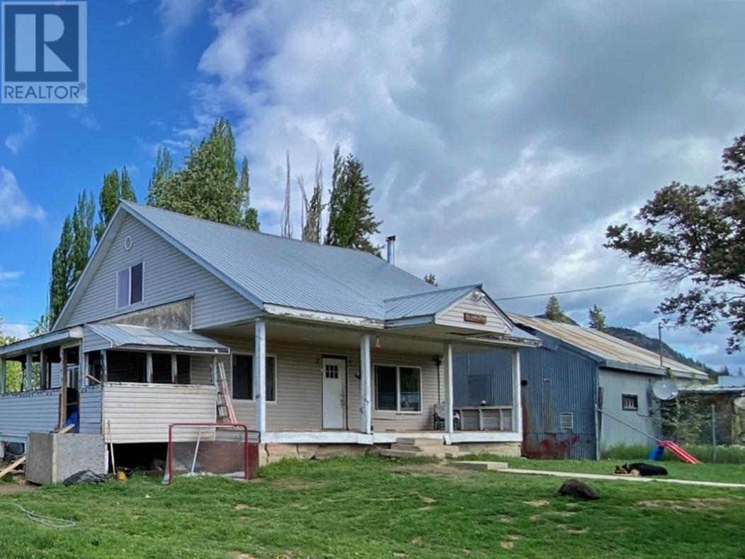 9857-9861 Church Street, Little Fort, British Columbia  V0E 2C0 - Photo 2 - 10339846