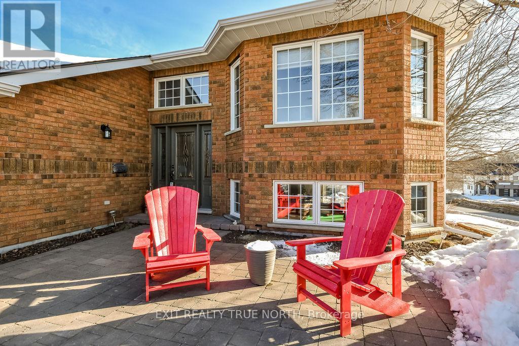 Property at 27 WRIGHT COURT image 3
